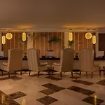 & Hotel