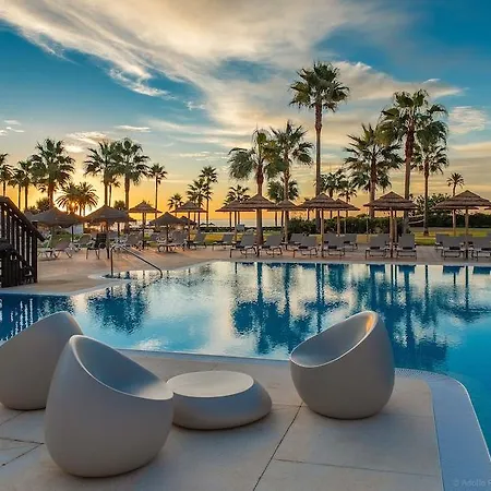 & 4* Estepona