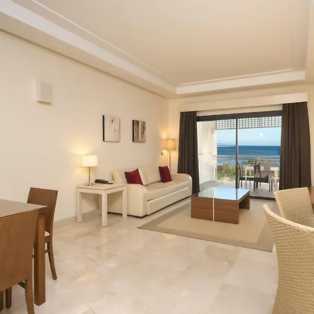 & 4* Estepona